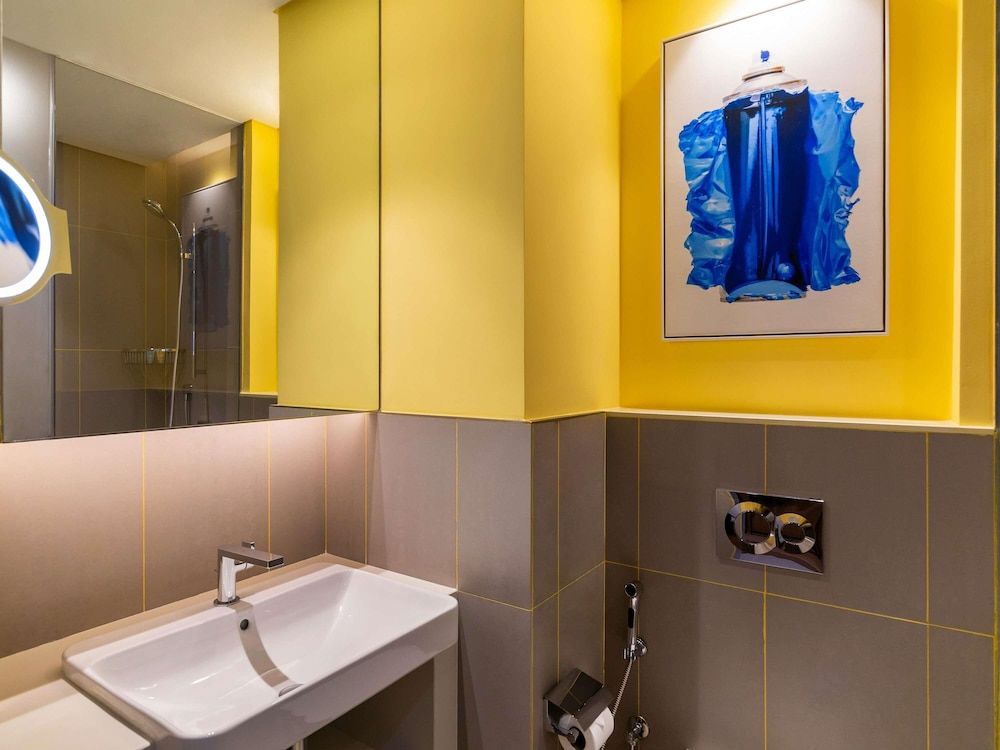 Ibis Styles Dubai Deira Standard Room, 1 King Bed 6