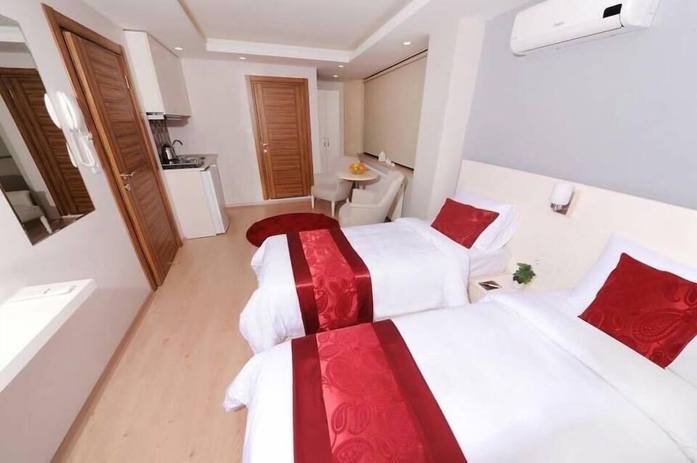 undefined Gazel Hotel 6