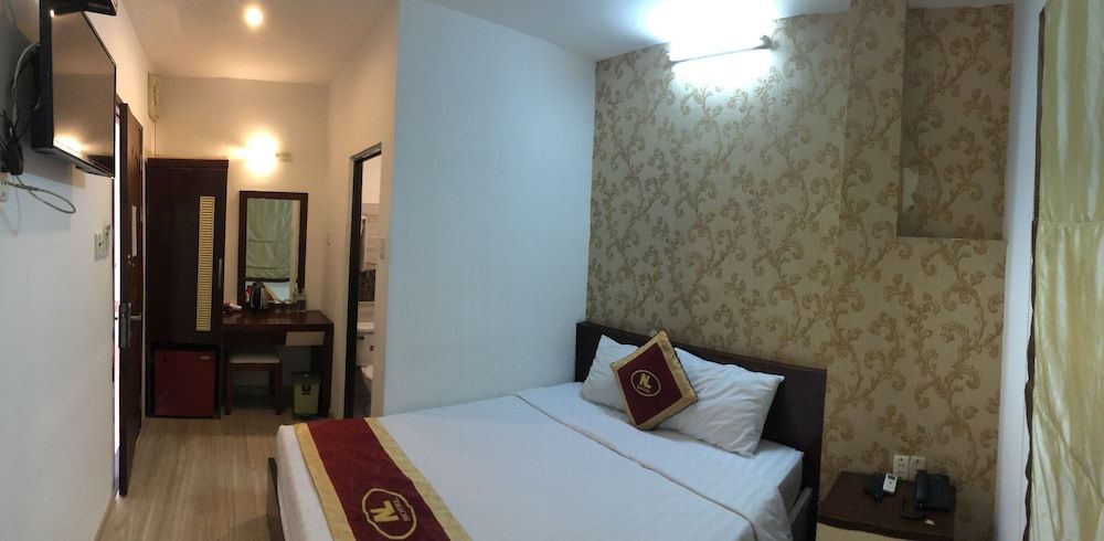 New Legend Hotel Standard Double Room 3