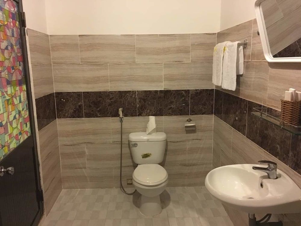 New Legend Hotel Superior Twin Room 7