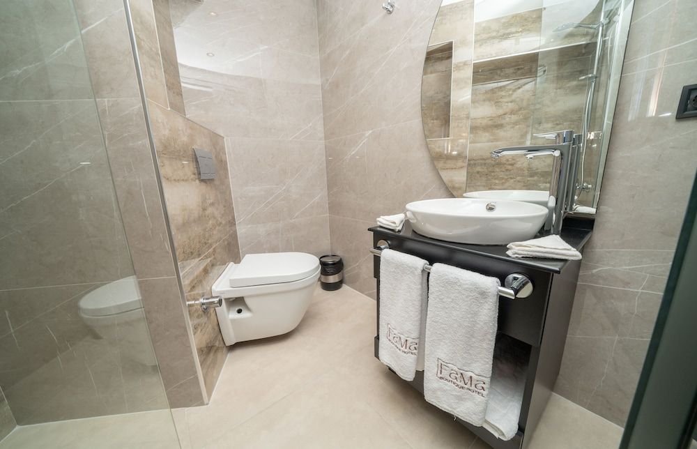 Fama Karakoy Standard Room, 1 Queen Bed 8