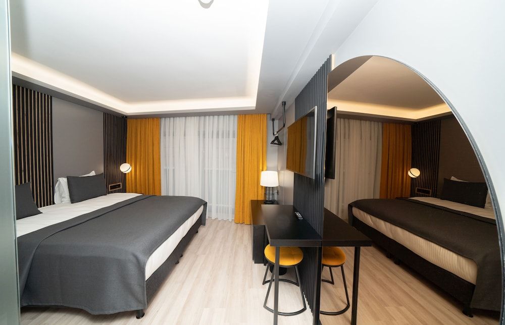 Fama Karakoy Standard Room, 1 Queen Bed 6