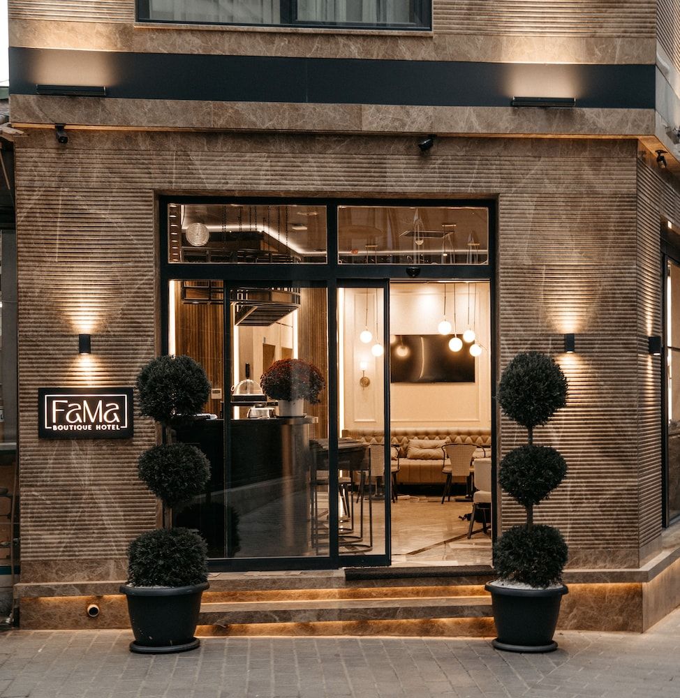 undefined Fama Karakoy 5