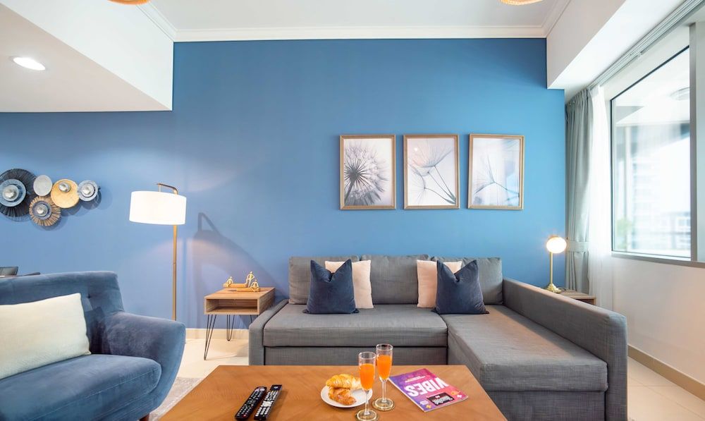 LUX - Marina Ocean View Suite 1 Deluxe Apartment 14
