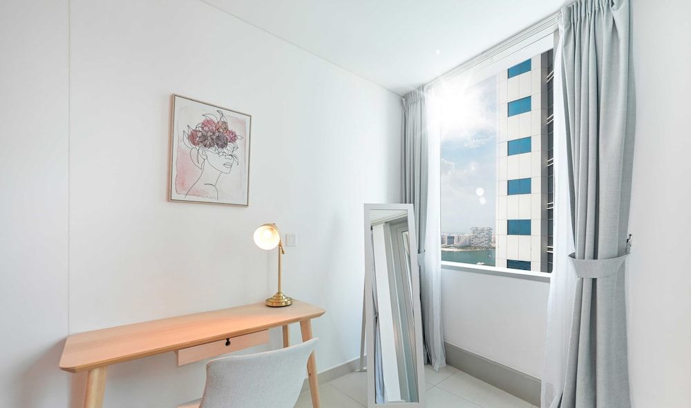 LUX - Marina Ocean View Suite 1 Deluxe Apartment 12