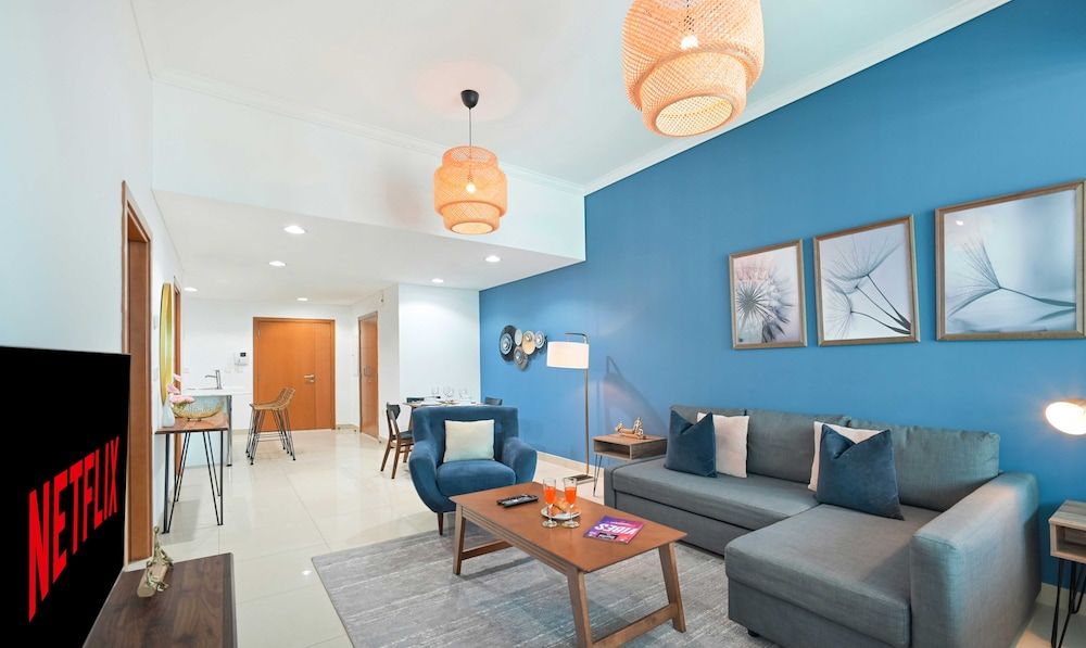 LUX - Marina Ocean View Suite 1 Deluxe Apartment 13