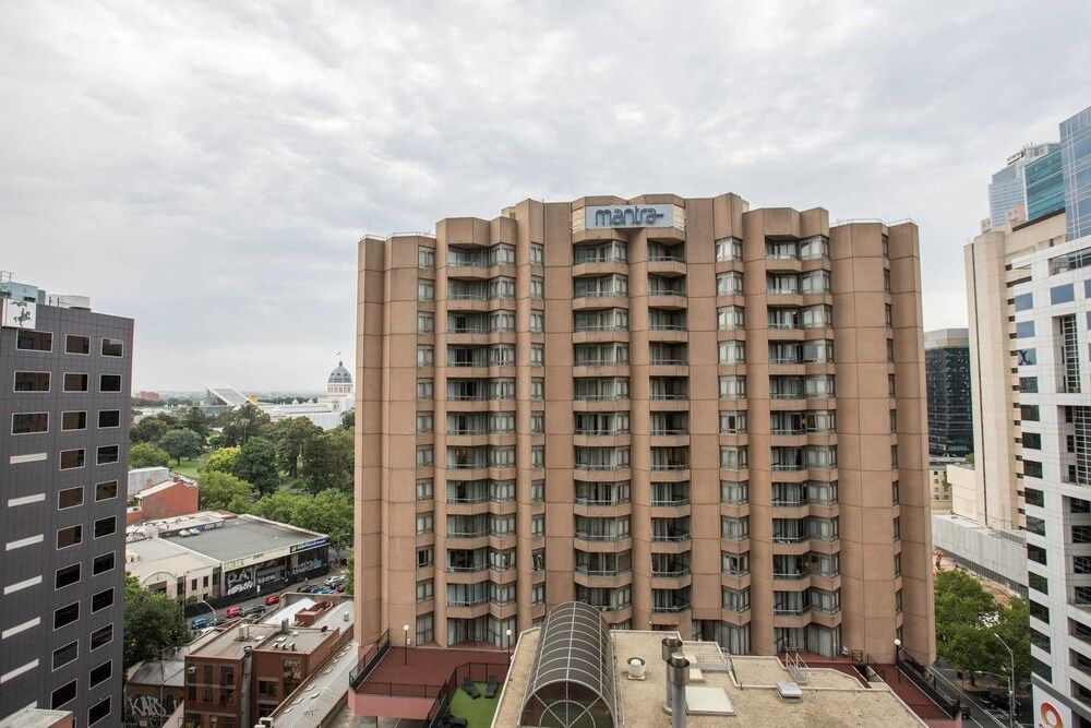 undefined City Living At Best Location In Melbourne 3