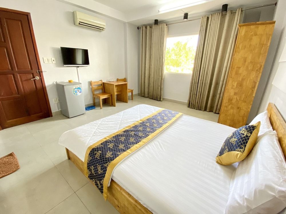 Thien Son Hotel Double Room 8