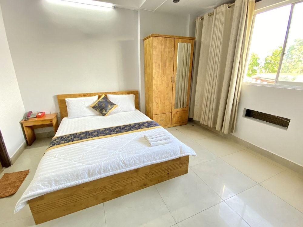 Thien Son Hotel Double Room 18
