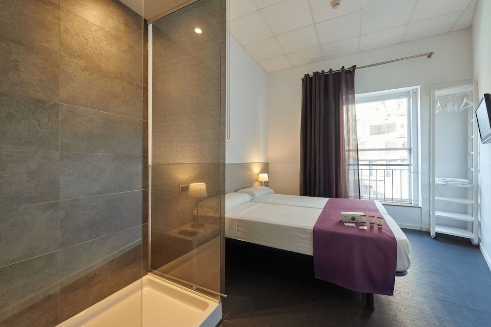 Hostal Mayerling Centro Standard Room 6