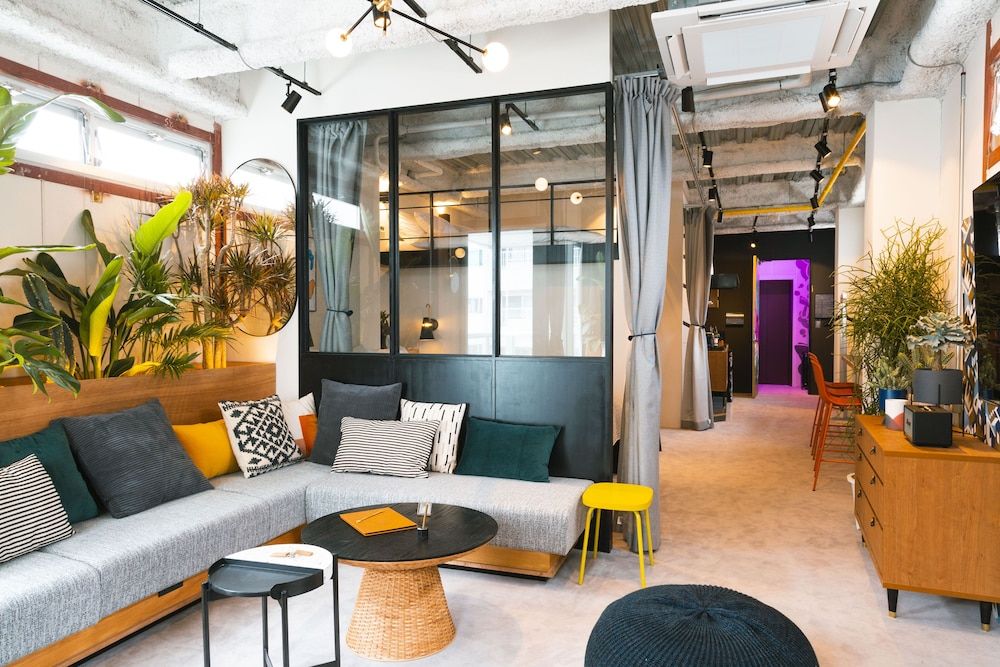 undefined illi Esu Nakano