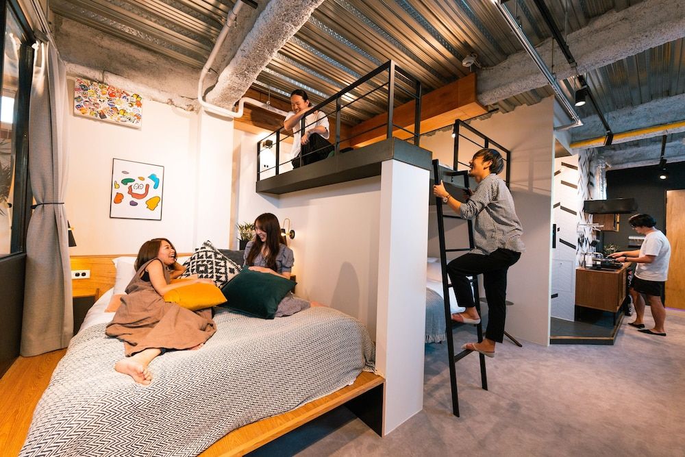 undefined illi Esu Nakano 9