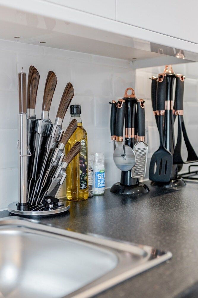 Stunning 2 Bedroom Duplex Apt in Center of Camden Club Suite 12