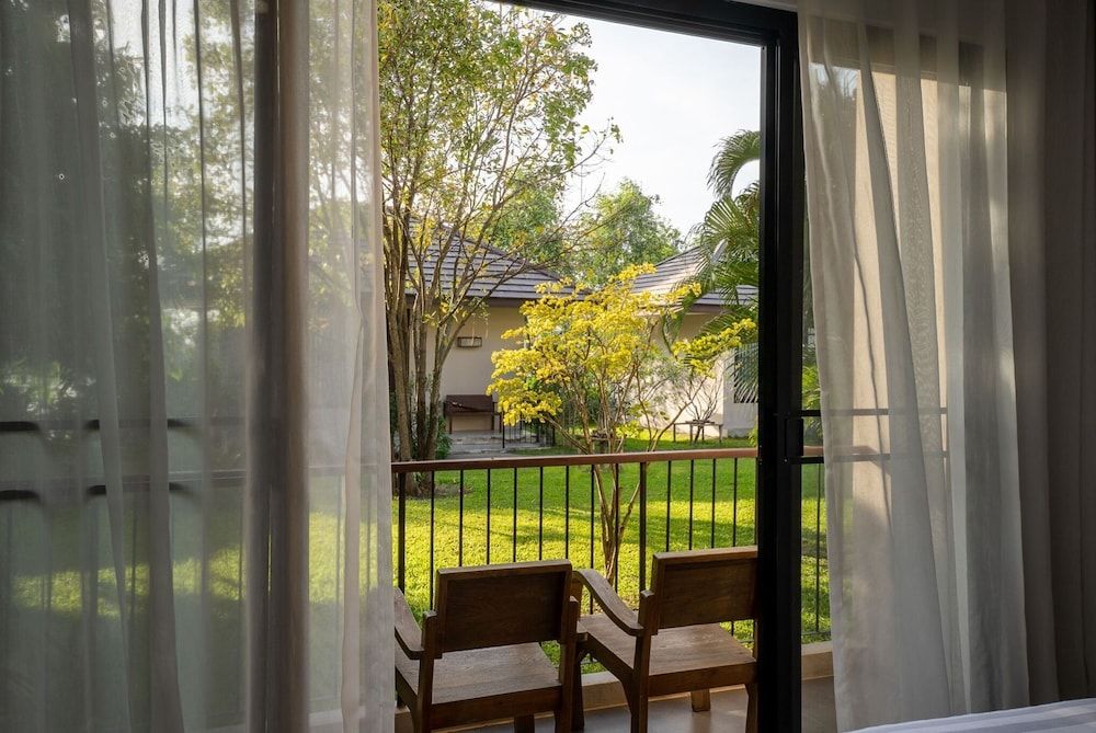 Ploen Pirom Cozy Deluxe Twin Beds 3