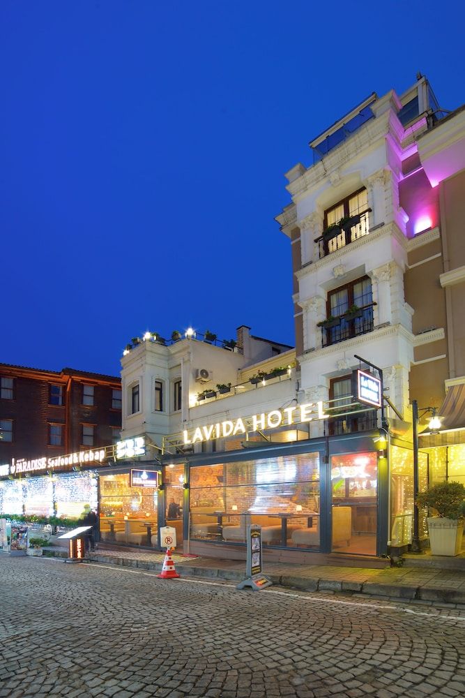 undefined La Vida Hotel 7