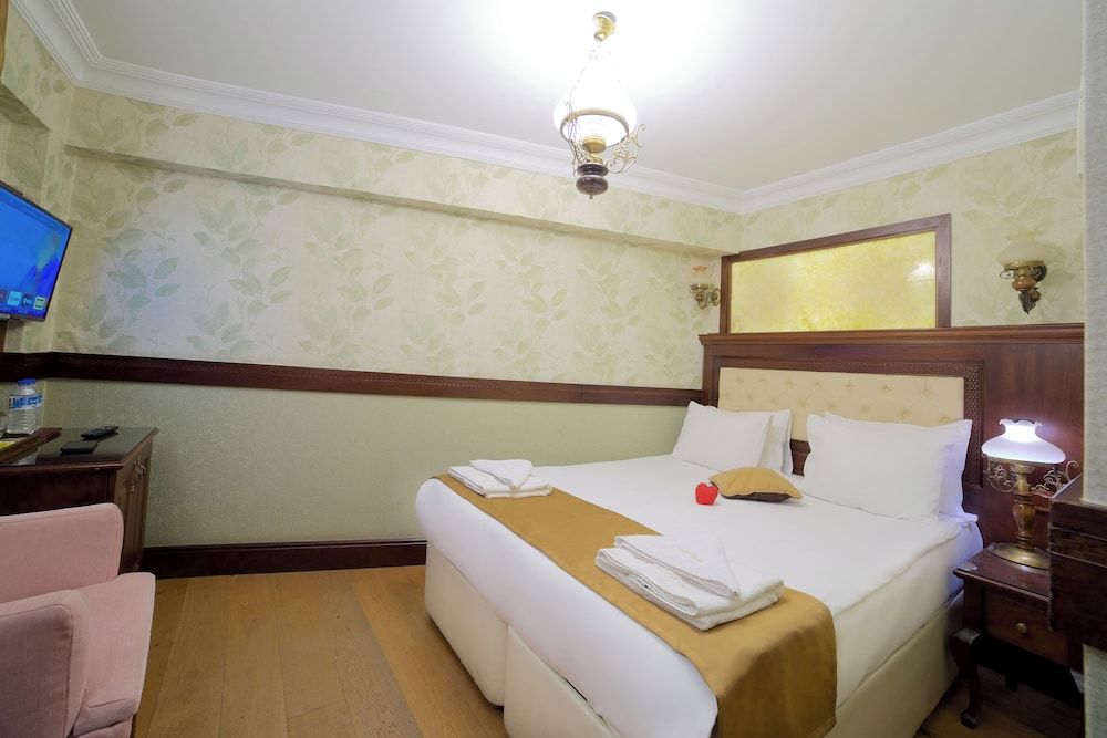 undefined La Vida Hotel 5