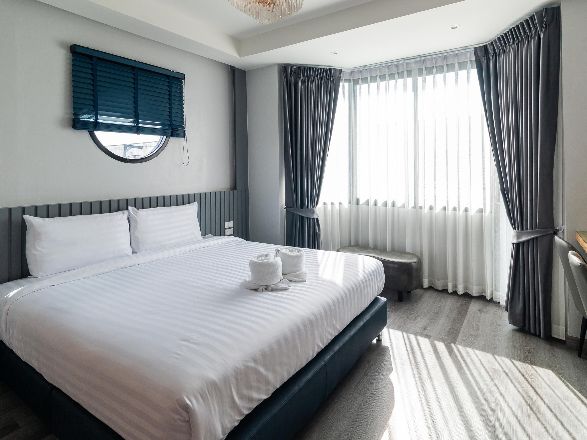 undefined Acozyposhtel 4