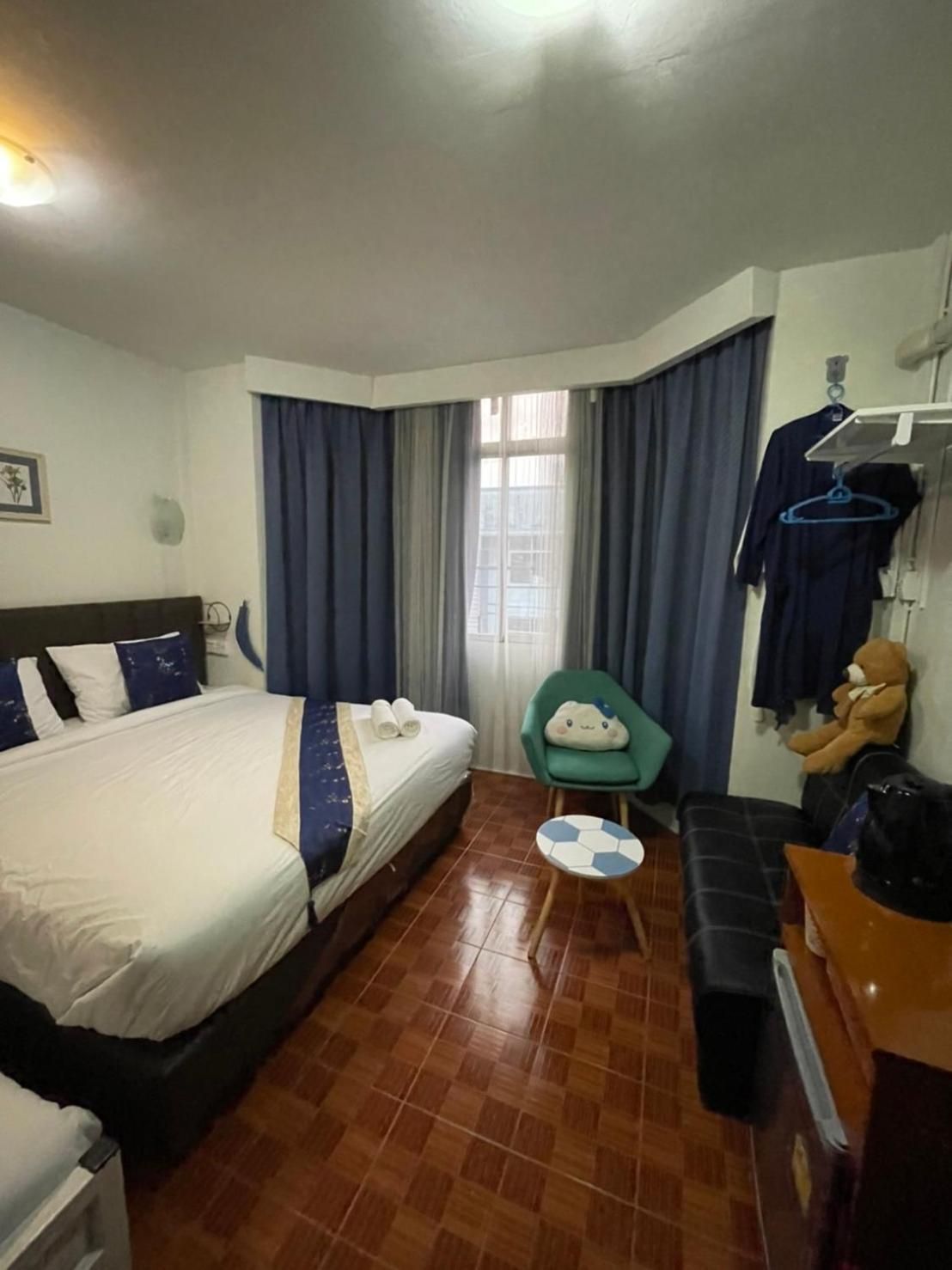 Acozyposhtel King Double Room 2