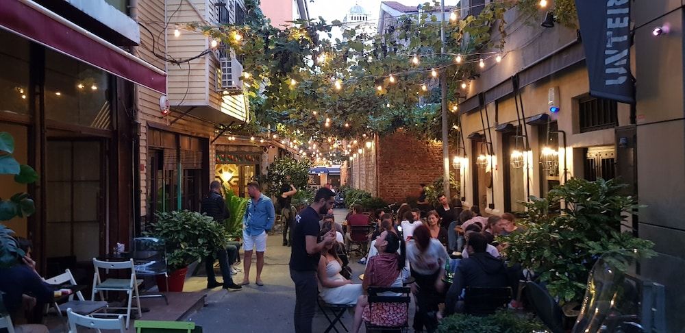 undefined Casa Rosa Suites 7