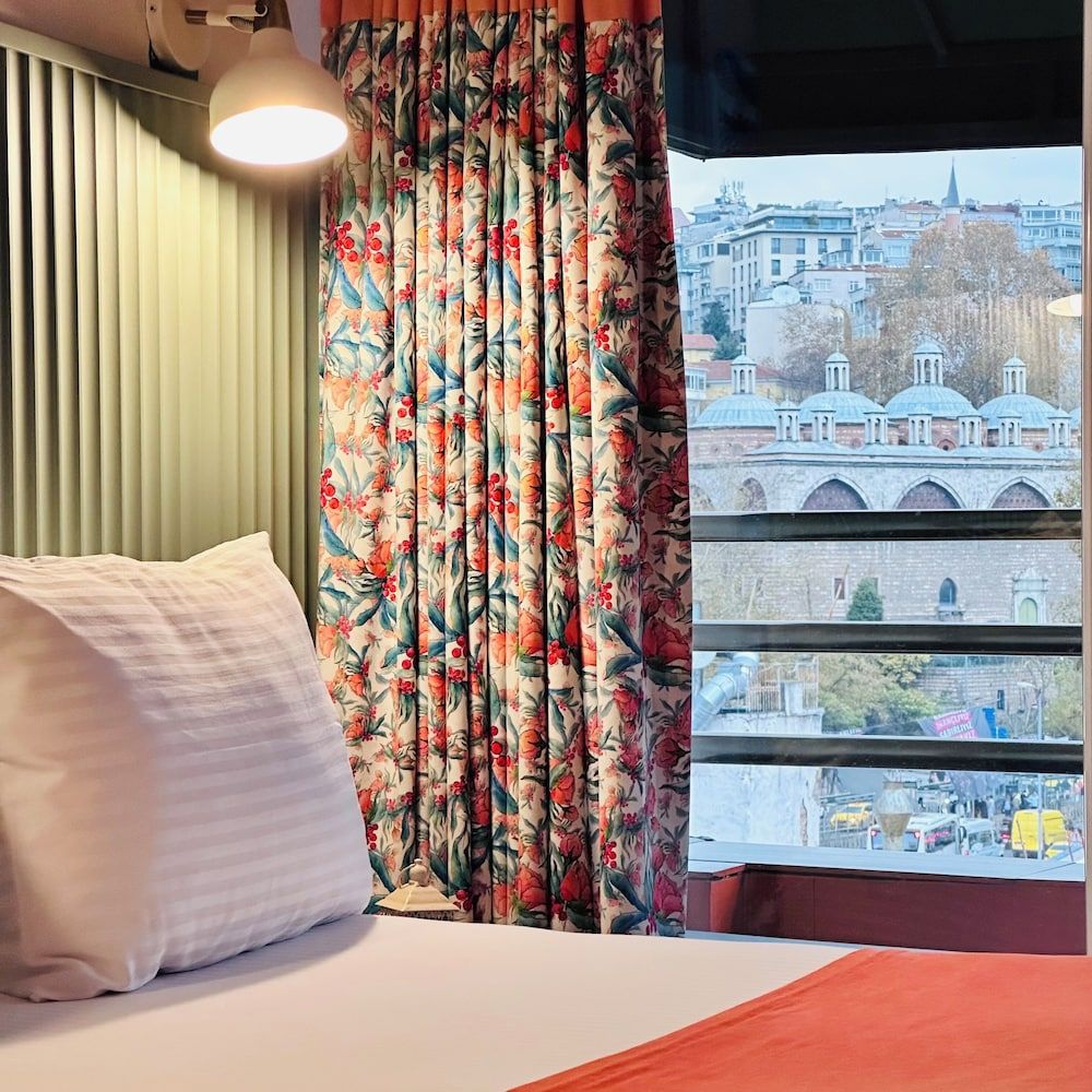 undefined Casa Rosa Suites 2