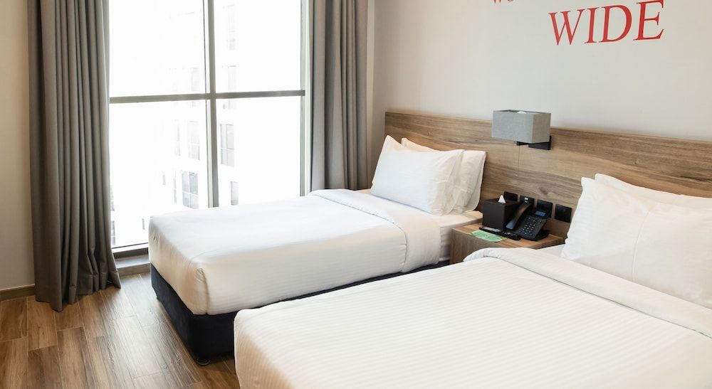 Kingsgate Hotel Al Jaddaf Standard Twin Room (includes 25% off F&B) 2