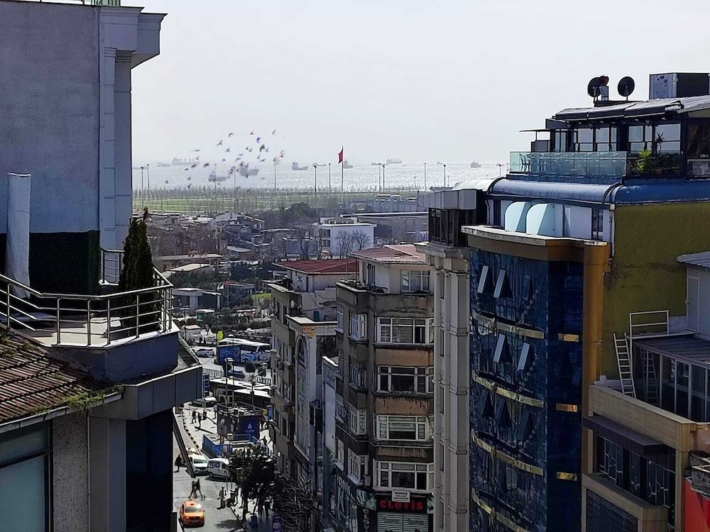 City Twin Room, Balcony, Sea View