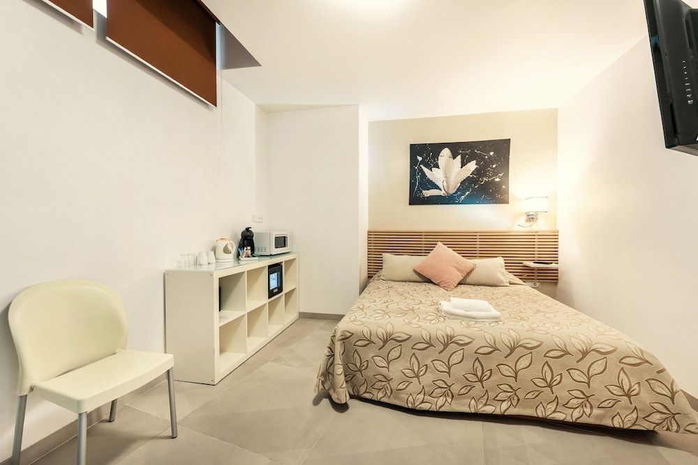 undefined Vincanto Rooms Old Town 4