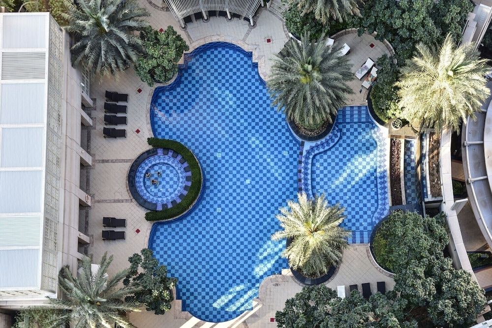 undefined Splendid 2BR Apartment in Downtown Dubai!