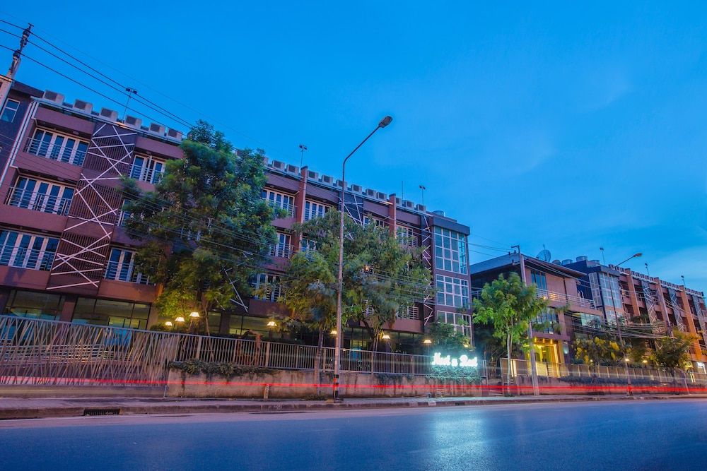 undefined Nest n Rest Hotel 6