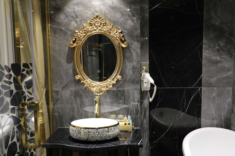 undefined 7S Hotel Enjoy 2 HCM 10