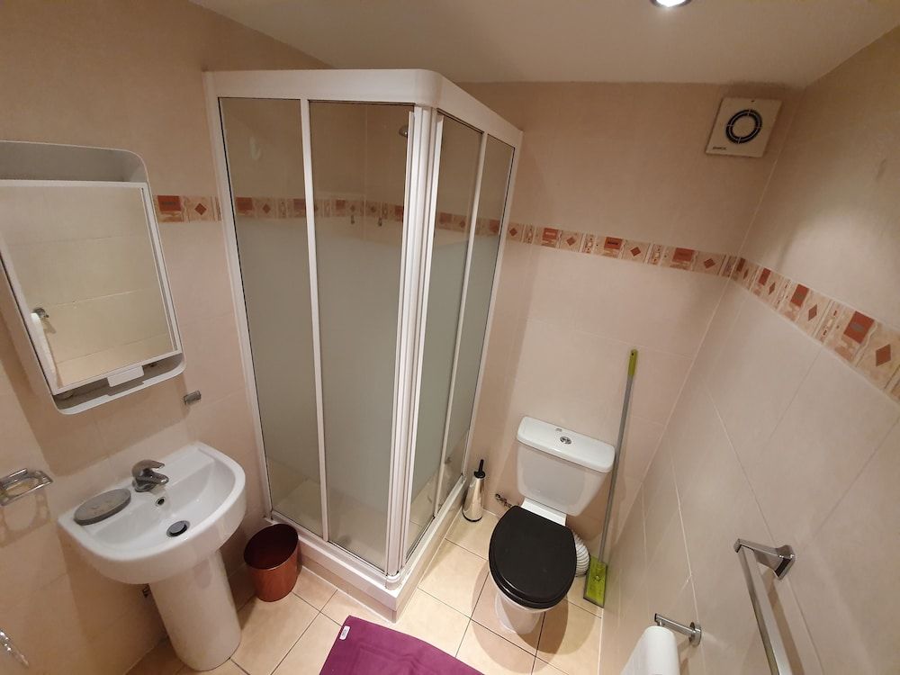 Studio Apartment in South Kensington 12 Studio 26