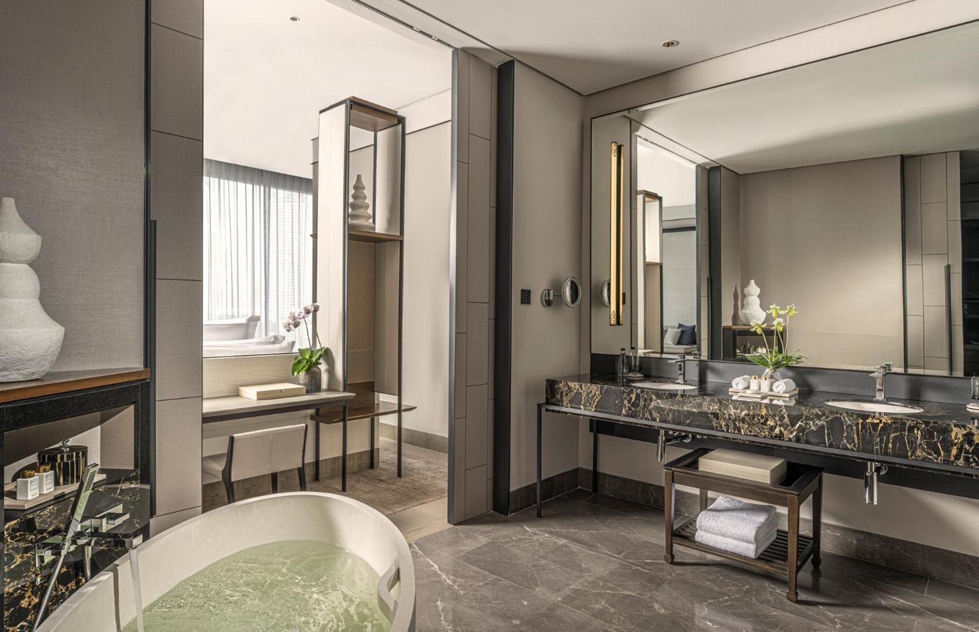 undefined Four Seasons Hotel Bangkok at Chao Phraya River 7