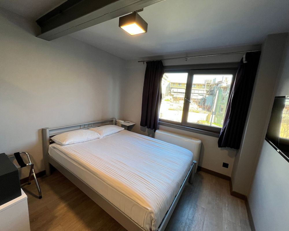 Eresin Hotels Express Standard Double Room