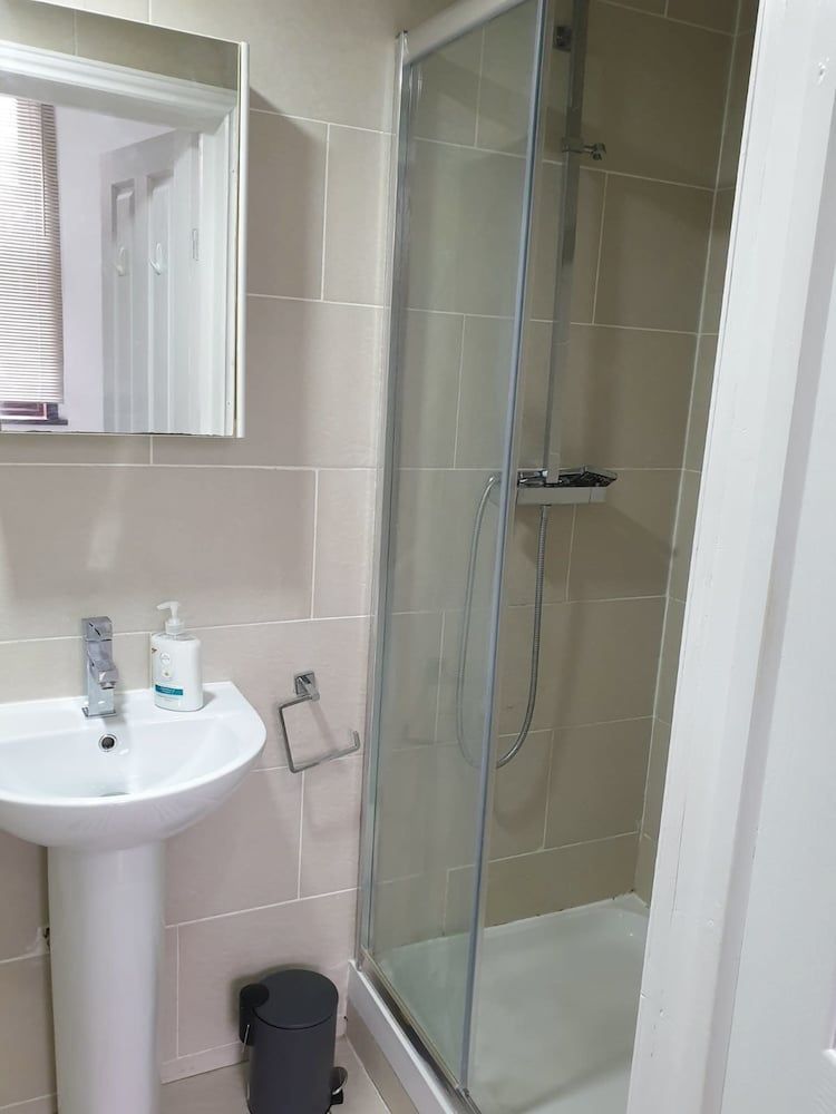 Dodi Apartments Studio (4, next to tube station) 6