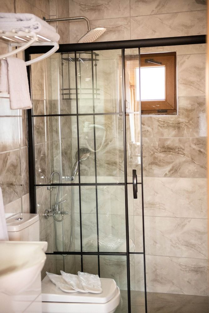 Galapera Hotel Deluxe Double Room 10