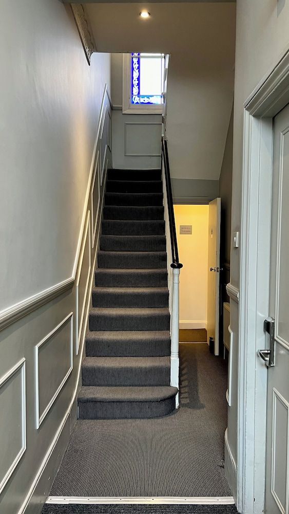 undefined Bower House 6