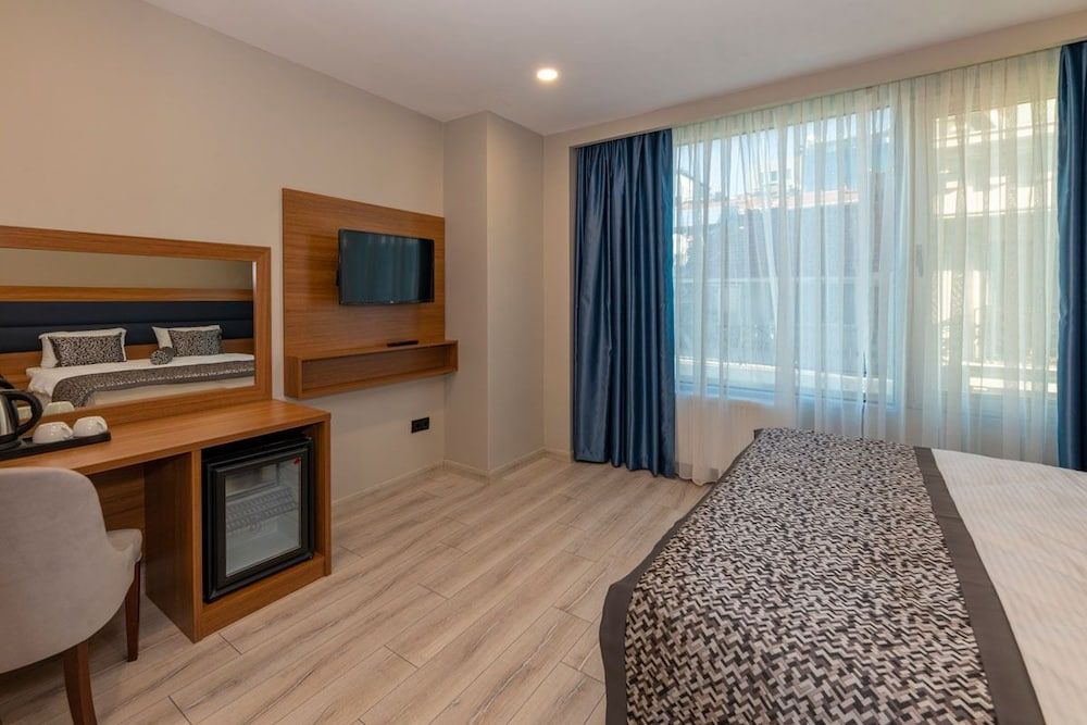 Dizayn Hotel Family Room 7