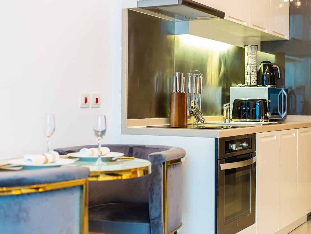 undefined Westminster Claren Tower - Downtown 3