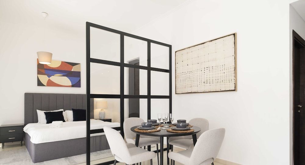 LUX The Cayan Superior Suite 2