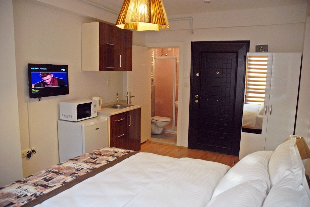 No 135 Standard Double or Twin Room 13