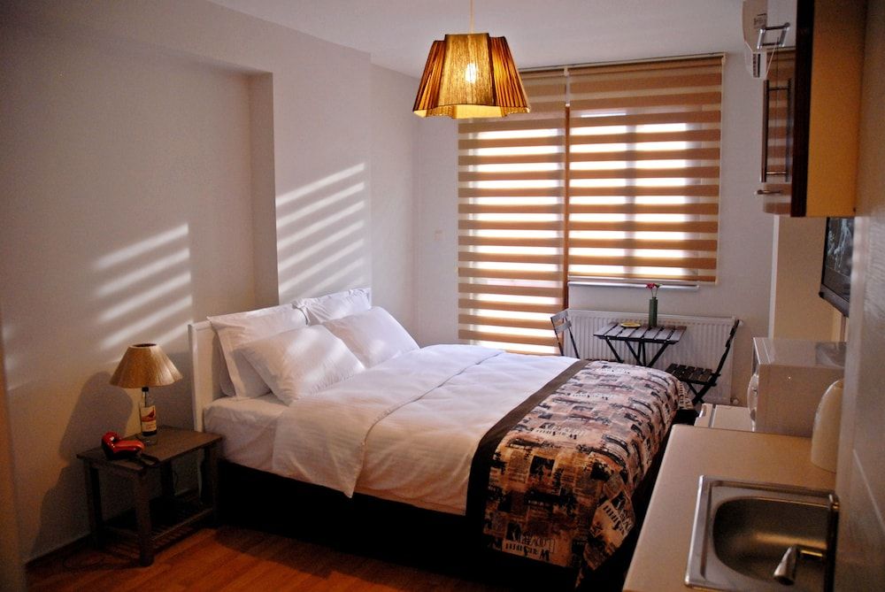 No 135 Standard Double or Twin Room 6