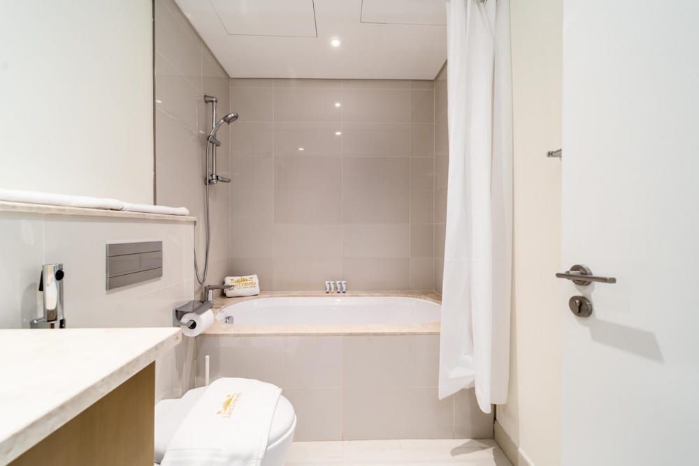 undefined 1BR Apt Brand New Spectacular Views Downtown 8