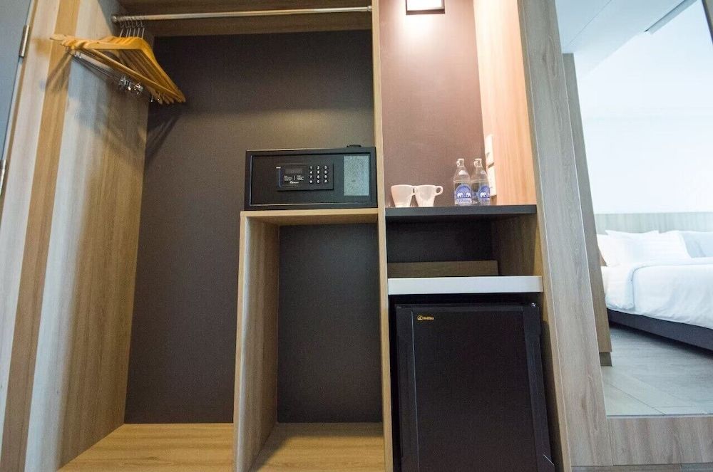 Marsi Hotel Bangchak Superior Room 6