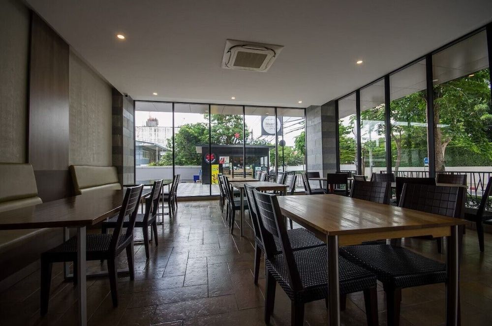 undefined Marsi Hotel Bangchak 4