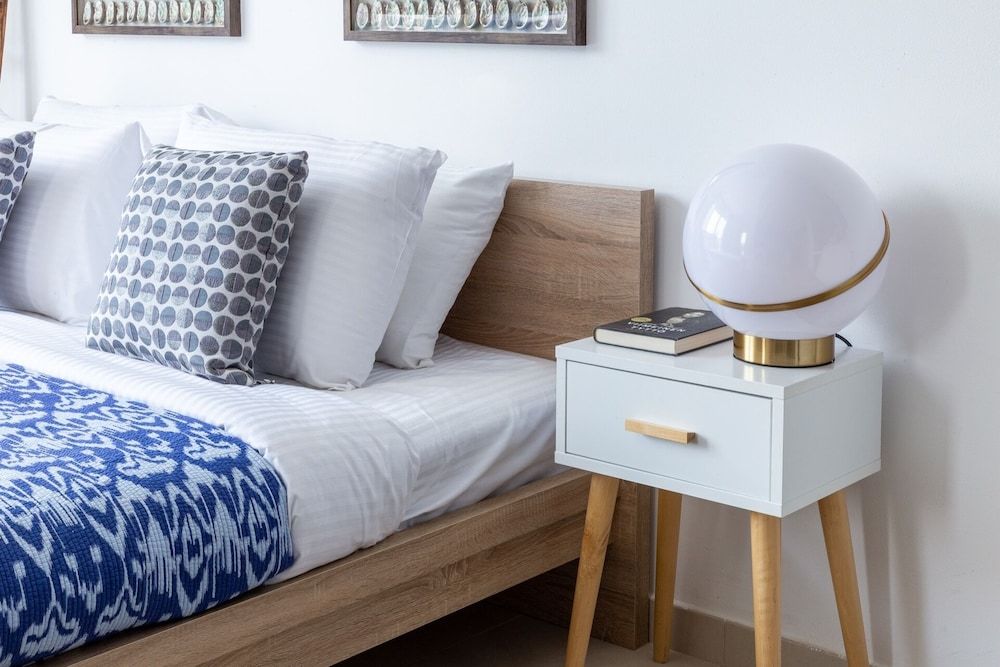 undefined Dazzling & Artistic Studio Apartment In Dubai Marina 8