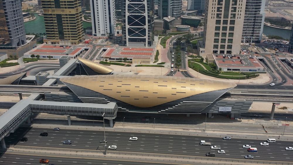 Luxury 4BR Apartment in Horizon Towers Apartment 25