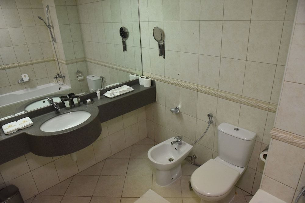 Luxury 4BR Apartment in Horizon Towers Apartment 20