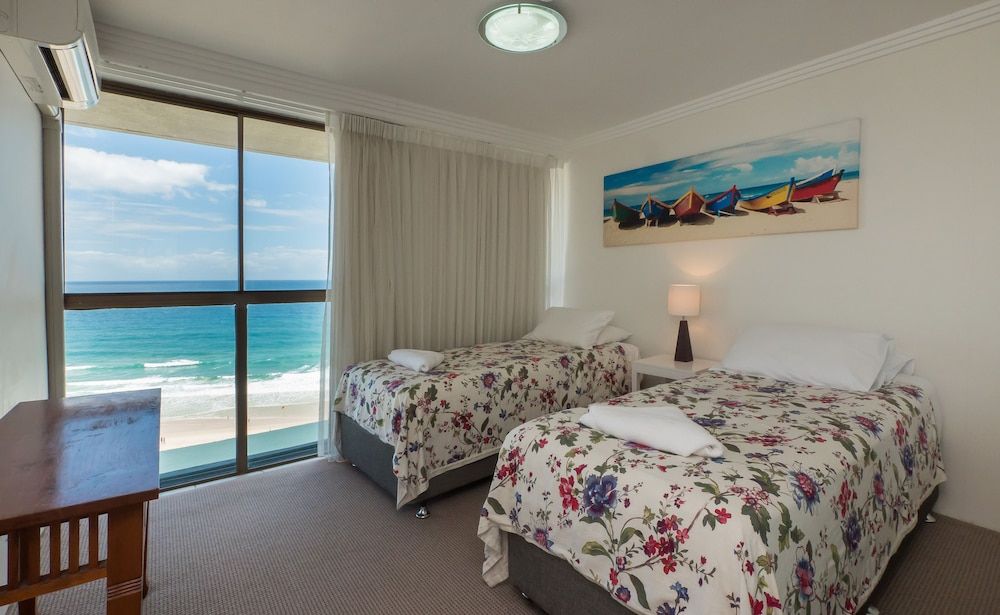 Norfolk Luxury Beachfront Apartments Deluxe Apartment, 2 Bedrooms, Beach View 3
