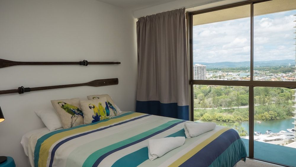 Norfolk Luxury Beachfront Apartments Deluxe Apartment, 2 Bedrooms, Beach View 4