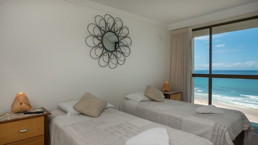 Norfolk Luxury Beachfront Apartments Deluxe Apartment, 2 Bedrooms, Beach View 7